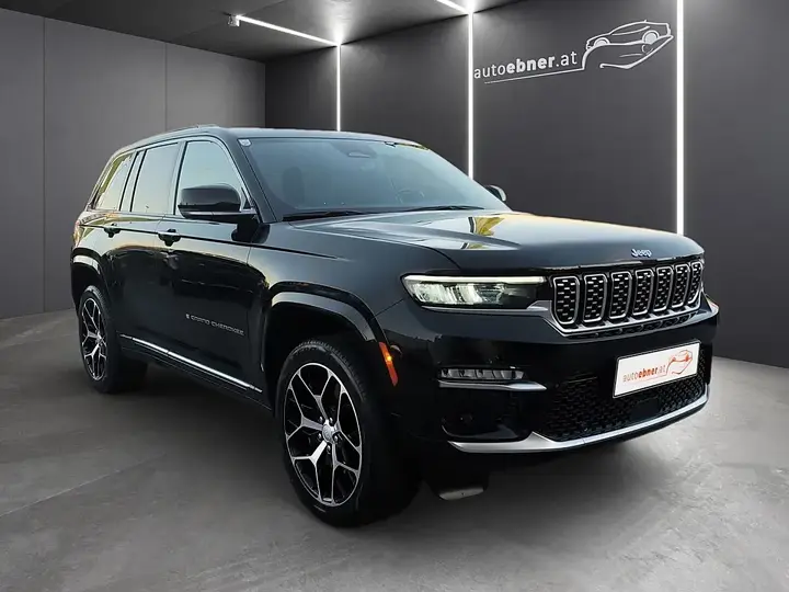 Jeep Grand Cherokee 2025 photo 3