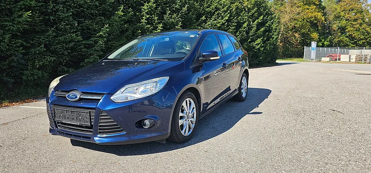 Ford Focus 2011 photo 2