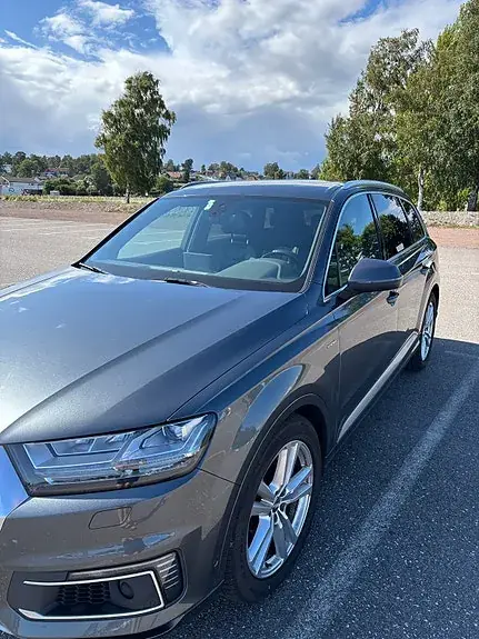 Audi Q7 2018 photo 2