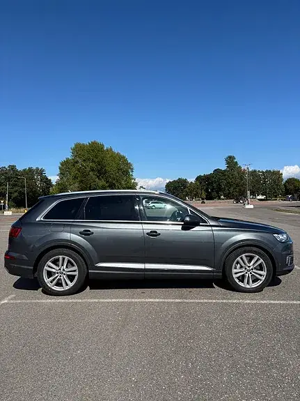 Audi Q7 2018 photo 4