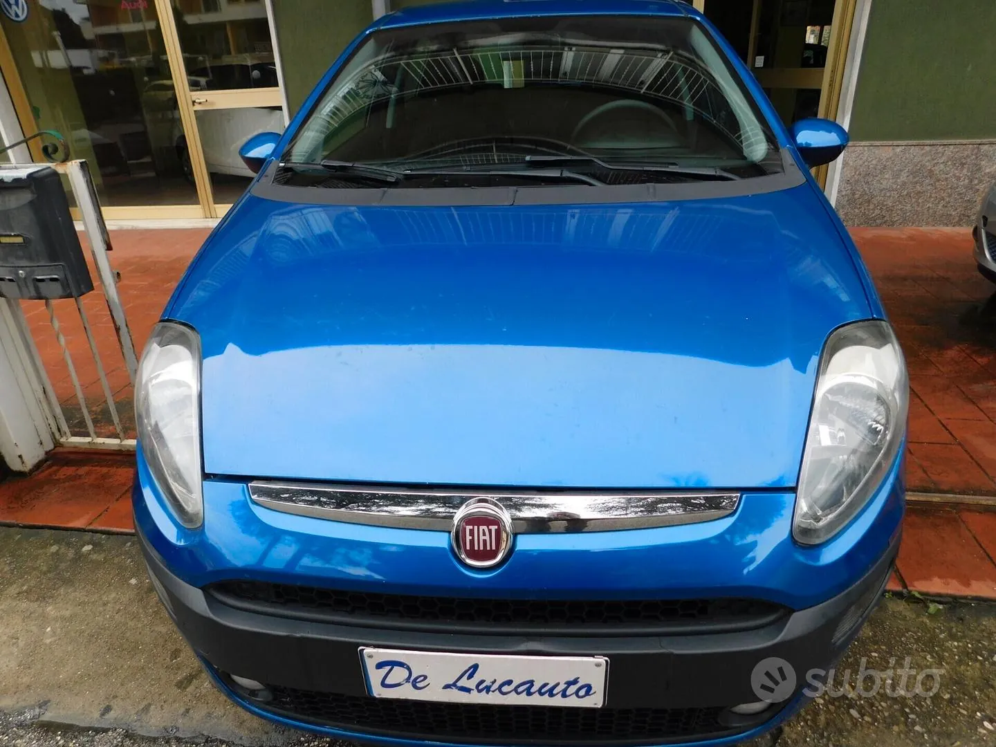Fiat Punto 2011 photo 5