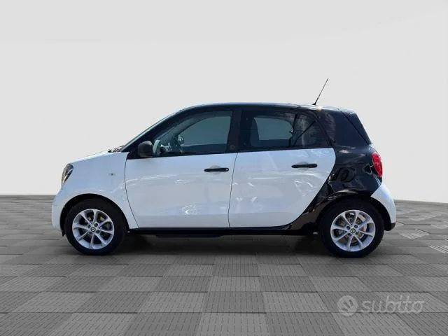 Smart Forfour 2019 photo 2