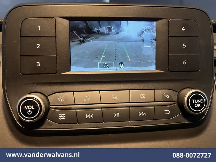 Ford Transit 2023 photo 2