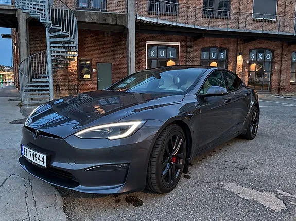 Tesla Model S