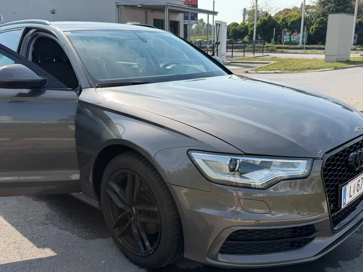 Audi A6 2012 photo 2