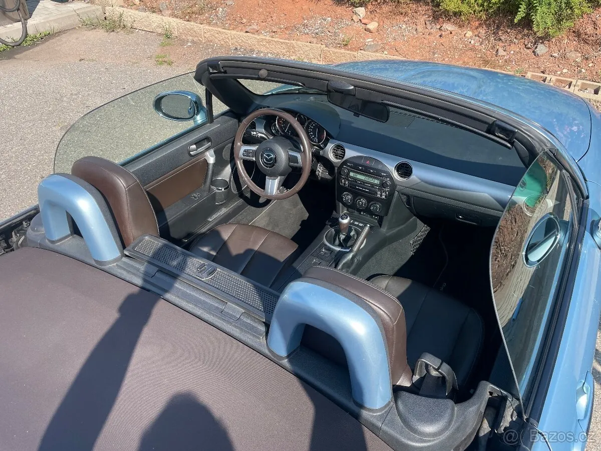 Mazda Mx-5 2008 photo 2