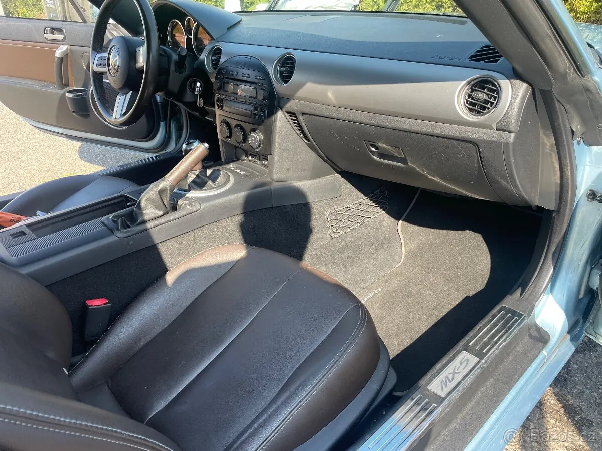 Mazda Mx-5 2008 photo 4