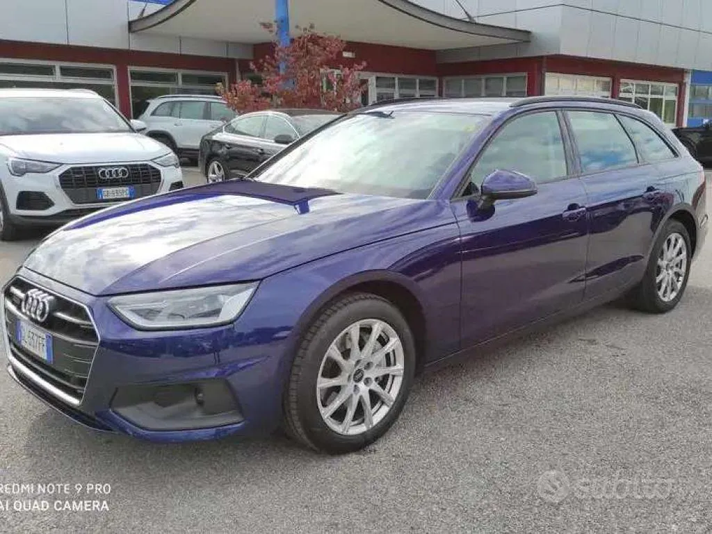 Audi A4 Avant 2022 photo 2