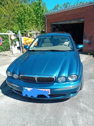 Jaguar X-Type