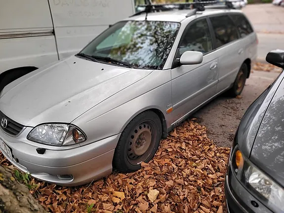 Toyota Avensis 2002 photo 3