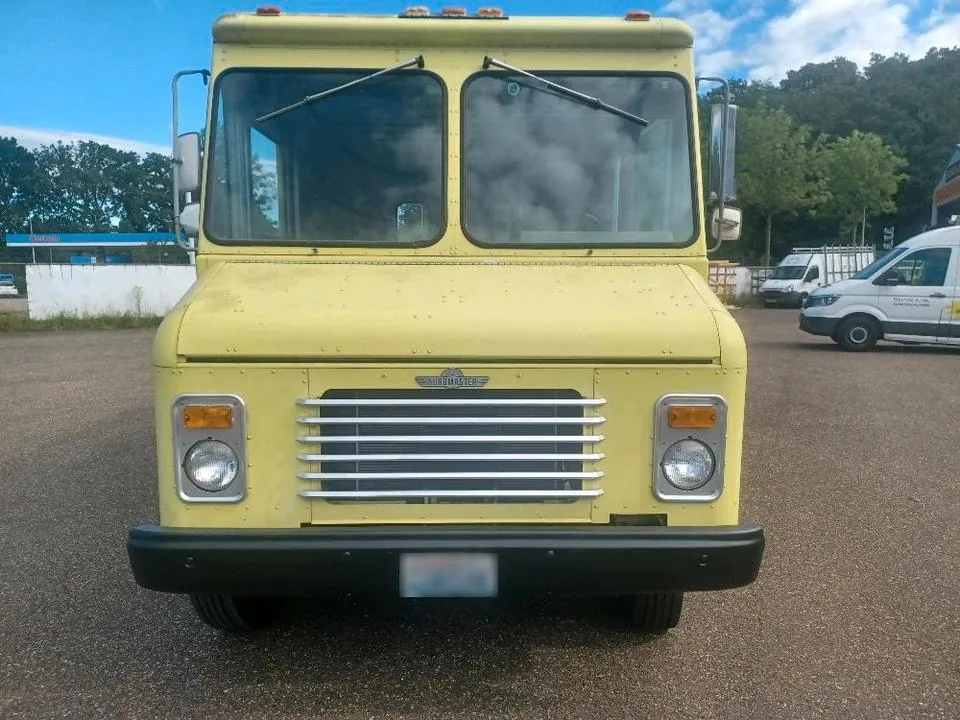 Chevrolet Stepvan