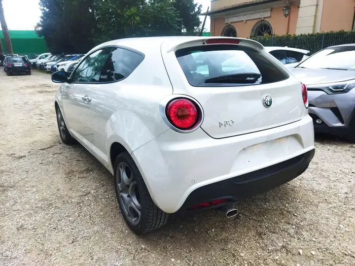 Alfa Romeo Mito 2013 photo 3