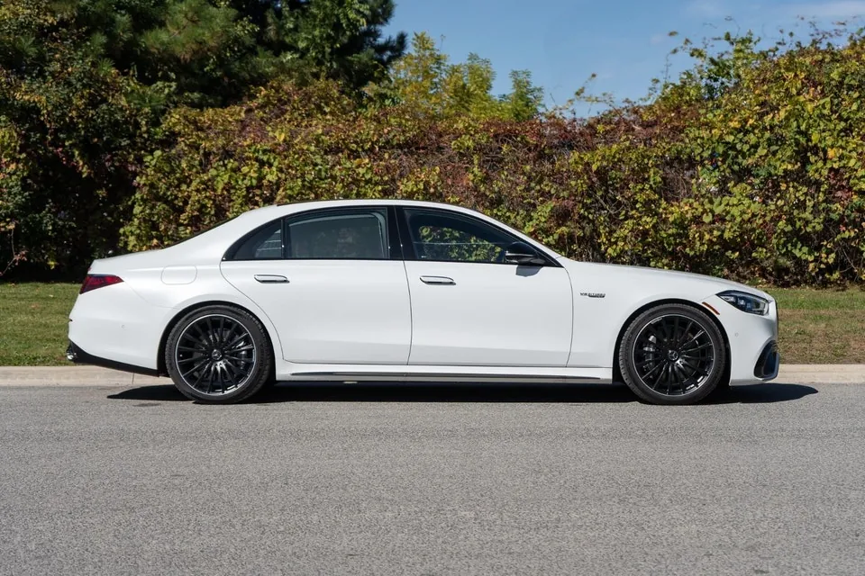 Mercedes-Benz S-Class 2024 photo 4