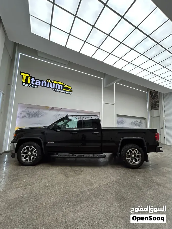 GMC Sierra 2018 photo 2