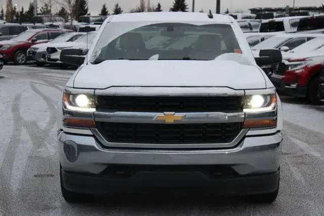 Chevrolet Silverado 1500 2018 photo 2