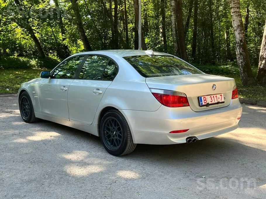 BMW 525 2004 photo 3