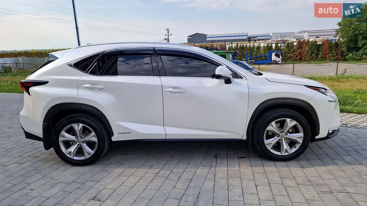 Lexus Nx 2015 photo 2
