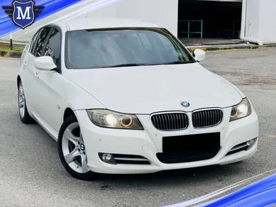 BMW 323I