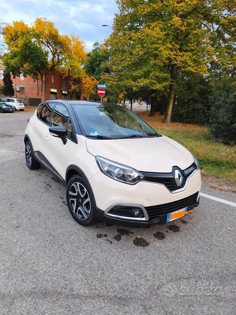 Renault Captur 2015 photo 2