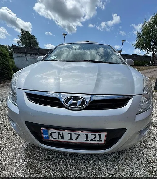 Hyundai I20 2012 photo 2
