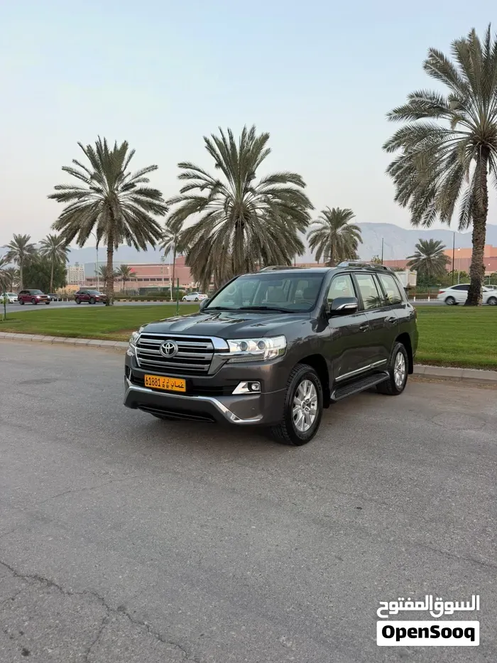 Toyota Land Cruiser 2017 photo 3
