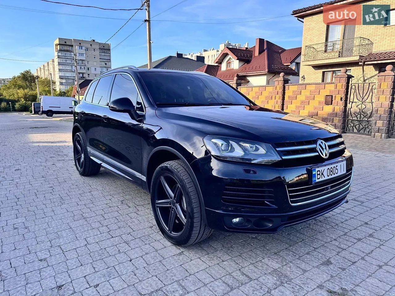 Volkswagen Touareg 2012 photo 2