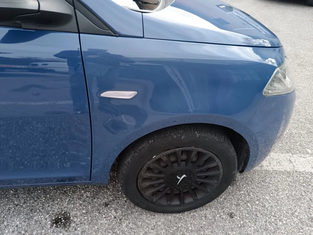 Lancia Ypsilon 2017 photo 2