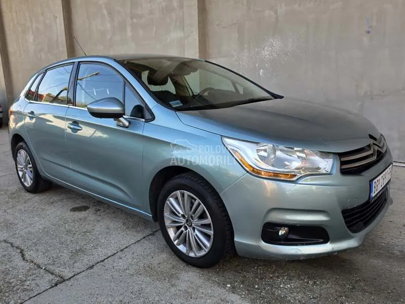 Citroen C4 2013 photo 3