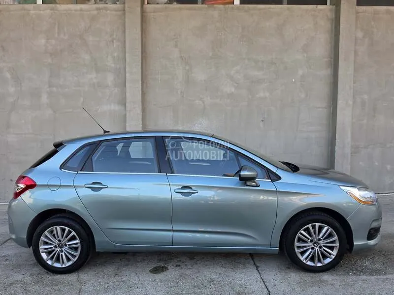 Citroen C4 2013 photo 4