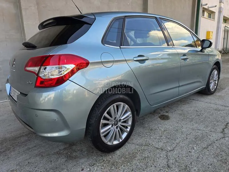 Citroen C4 2013 photo 5