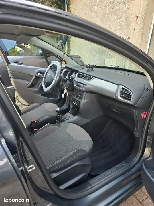 Citroen C3 2014 photo 3