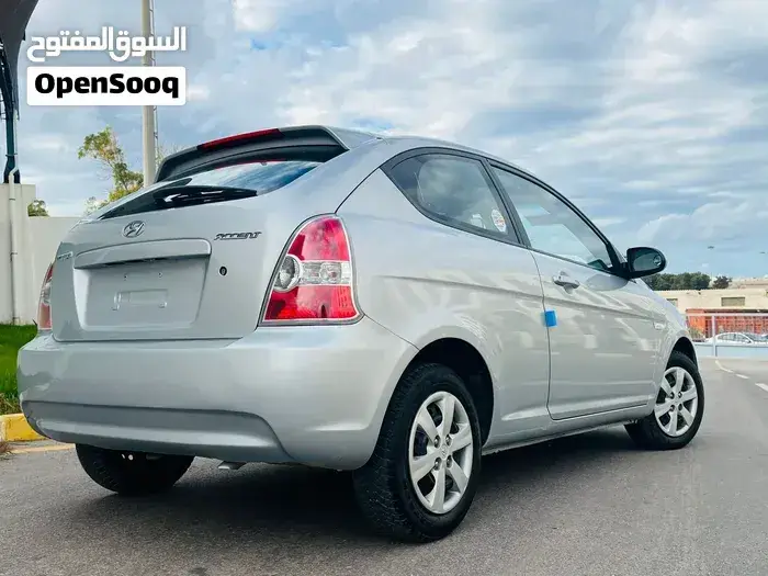 Hyundai Accent 2008 photo 2