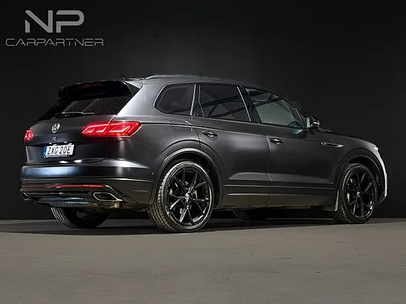 Volkswagen Touareg 2021 photo 2