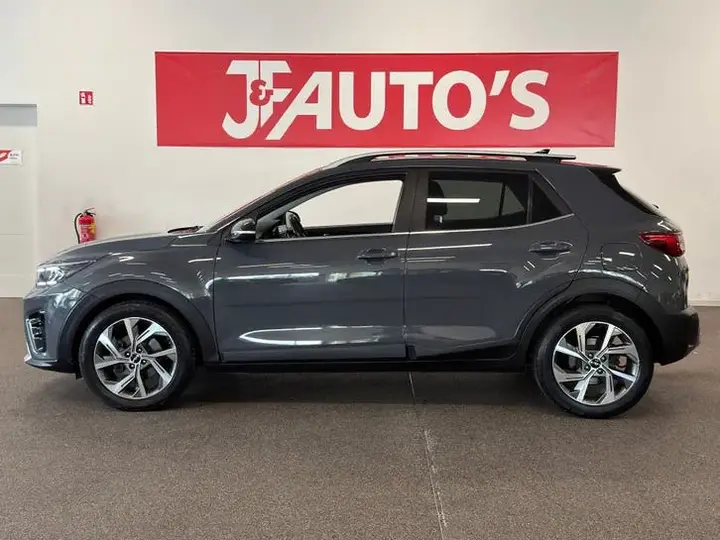 Kia Stonic 2022 photo 2