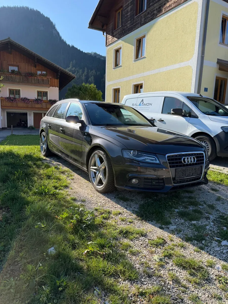 Audi A4 2011 photo 3