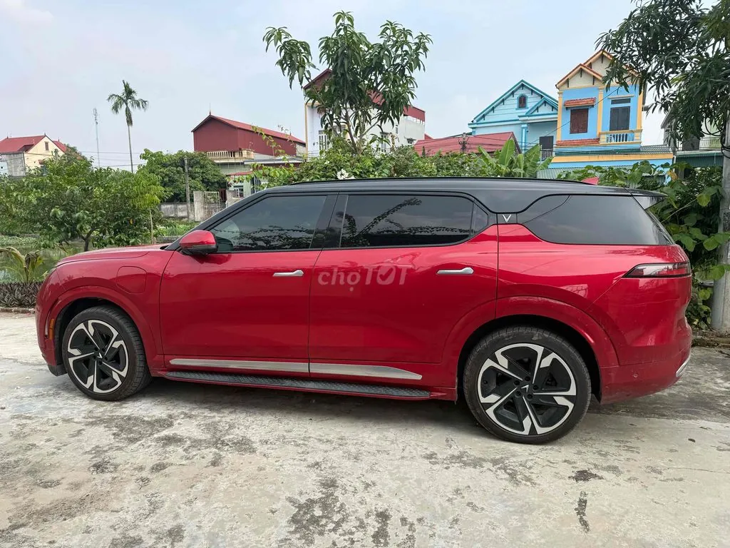 Vinfast Vf9