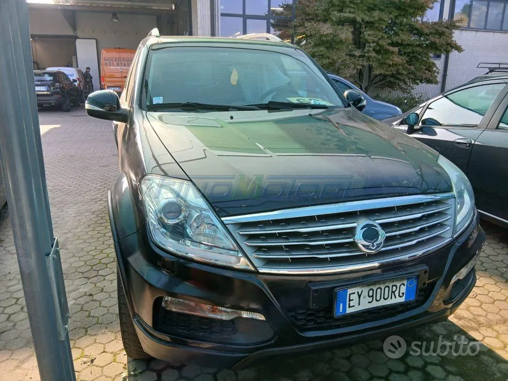 KG Mobility Rexton 2015 photo 2