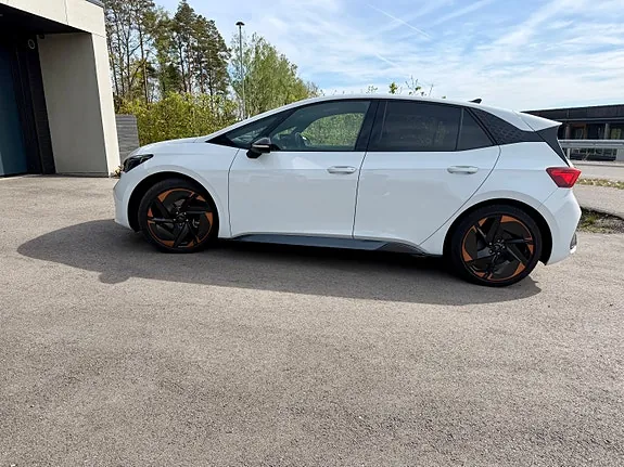 Cupra Born 2021 photo 2