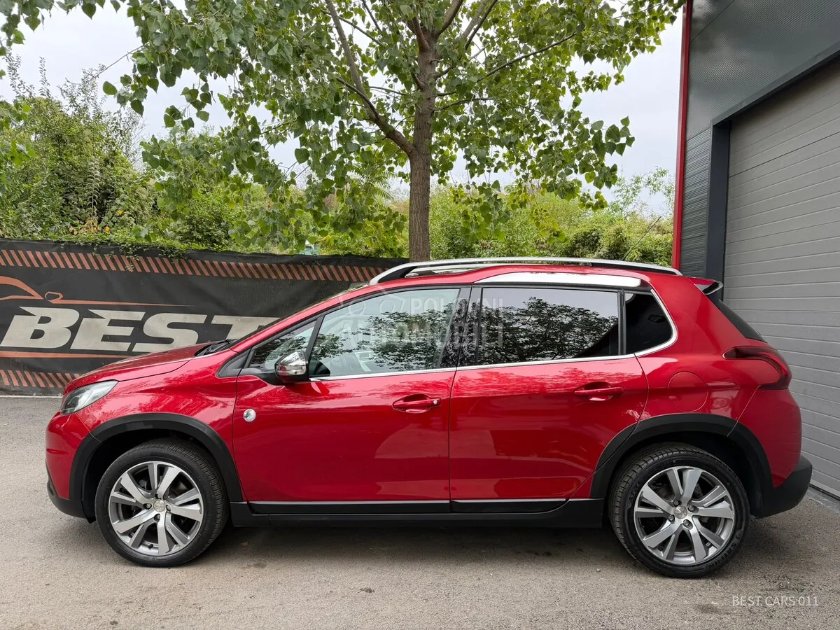 Peugeot 2008 2017 photo 2