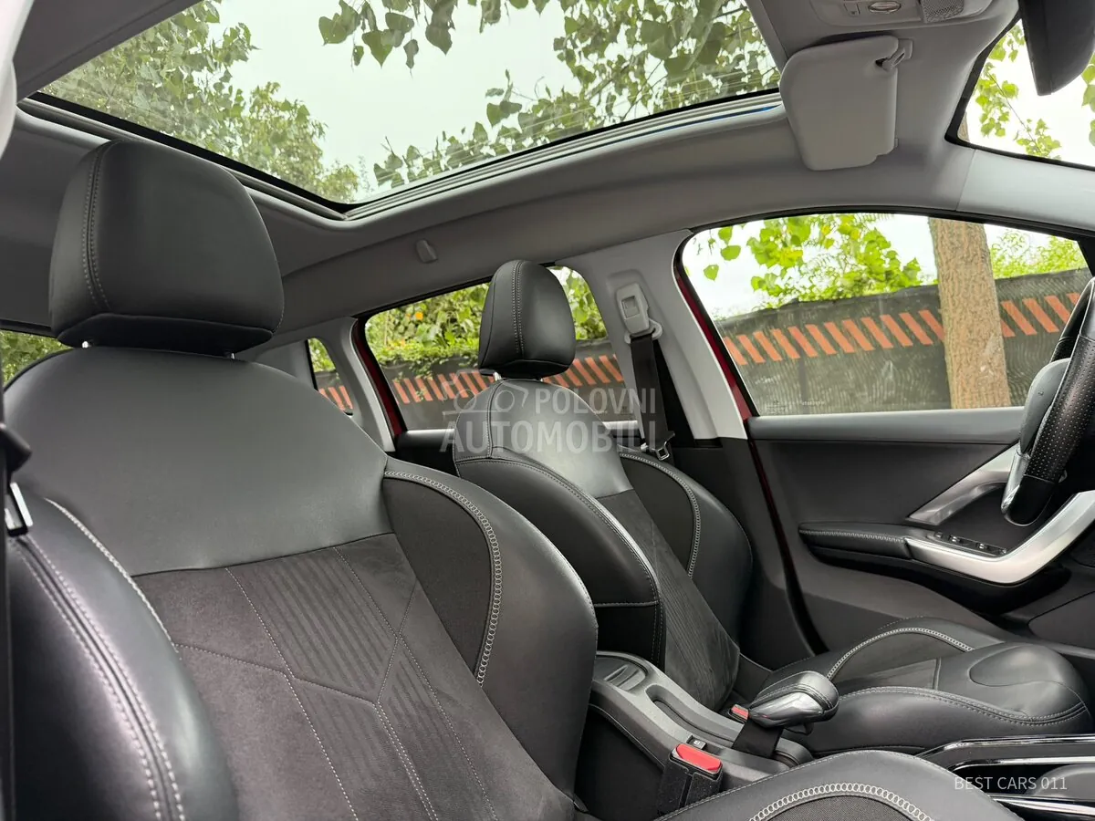 Peugeot 2008 2017 photo 3