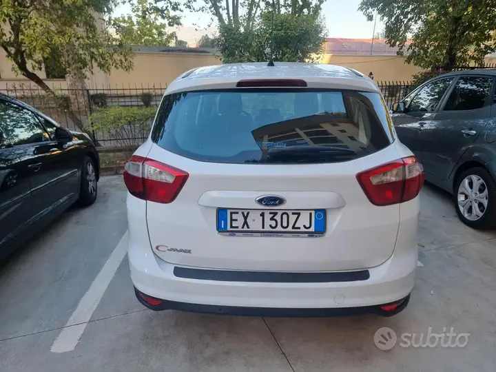 Ford C-Max 2015 photo 2