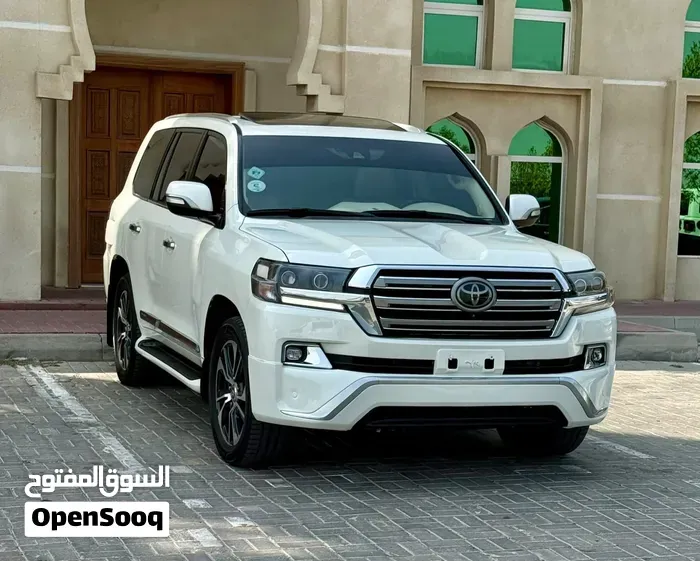 Toyota Land Cruiser 2017 photo 3