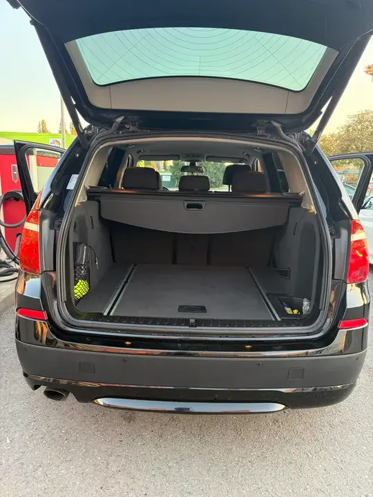 BMW X3 2011 photo 2