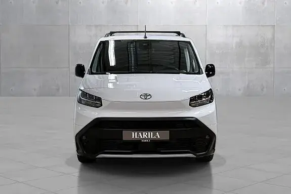 Toyota Proace City 2024 photo 2