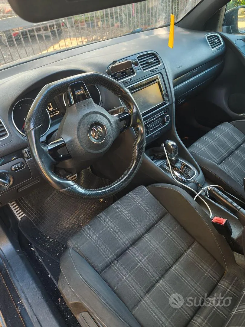 Volkswagen Golf 2011 photo 5