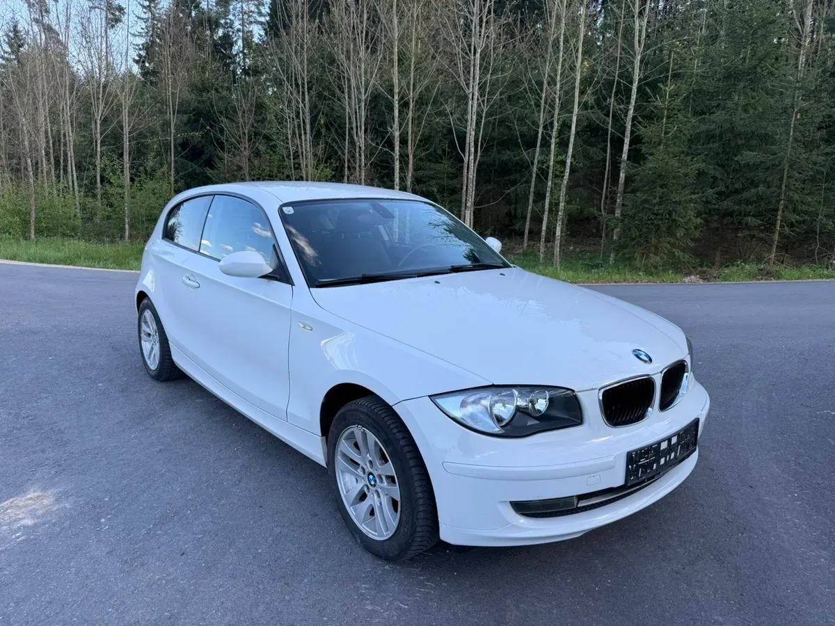 BMW 1 Series 2008 photo 2