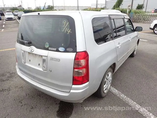 Toyota Succeed 2005 photo 4