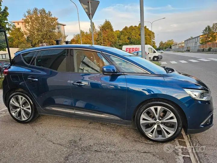 Renault Scenic 2017 photo 5