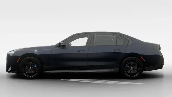 BMW 7 Series 2027 photo 4