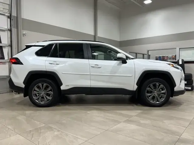 Toyota Rav4 2024 photo 4